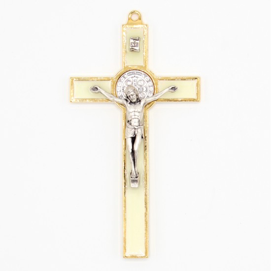 Cruzes e Crucifixos