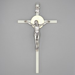Cruzes e Crucifixos